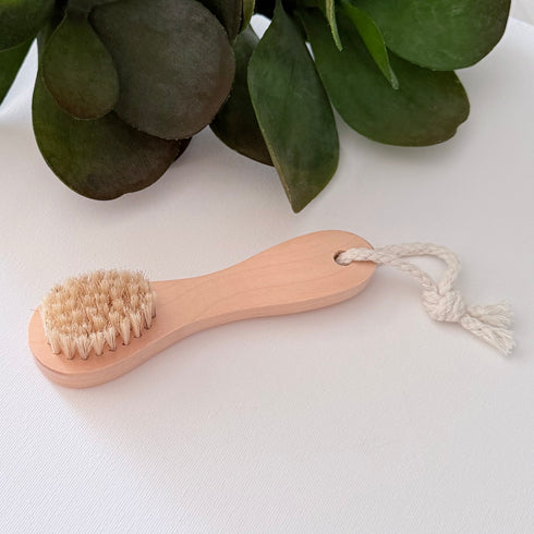 Wooden Face Dry Brush – Natural Boar Bristles
