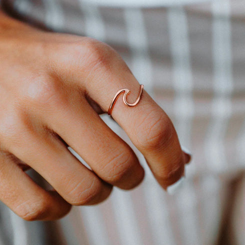 Pura Vida Wave Ring - Rose Gold