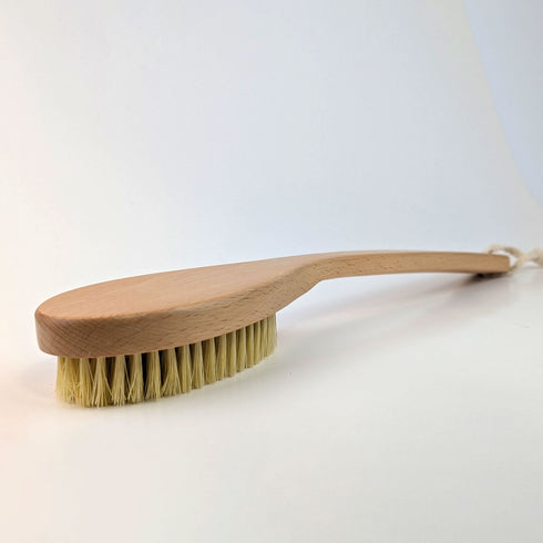 Long-Handled Birchwood Body Brush – Natural Exfoliation