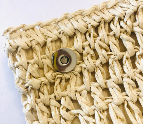 handmade woven straw tote with wooden handles | o'ahu wholesale