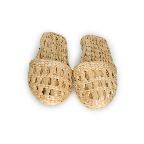 woven natural straw slippers
